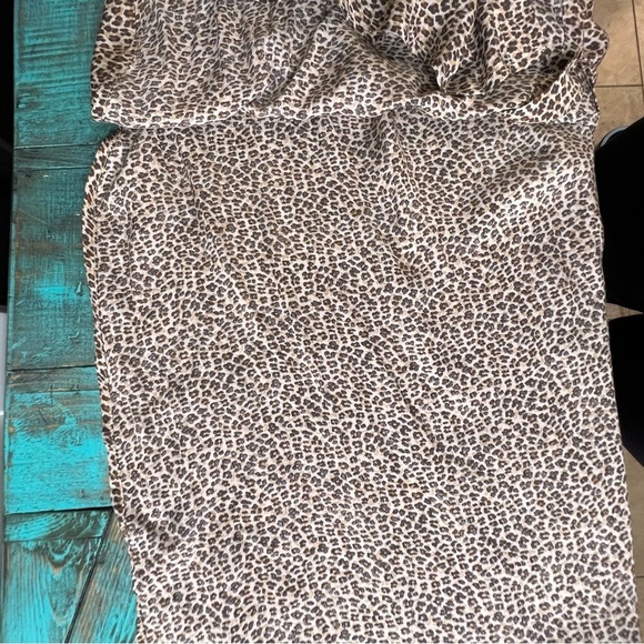 VICI Oversized Leopard Print Midi Shirt Dress Size Medium - Picture 10 of 11